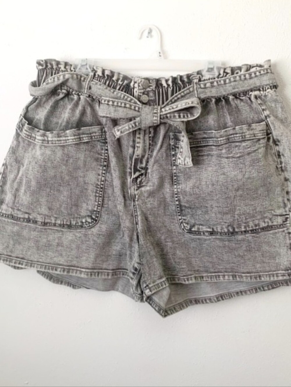 AVA & VIV Plus Paper Bag Jean Shorts Acid Wash